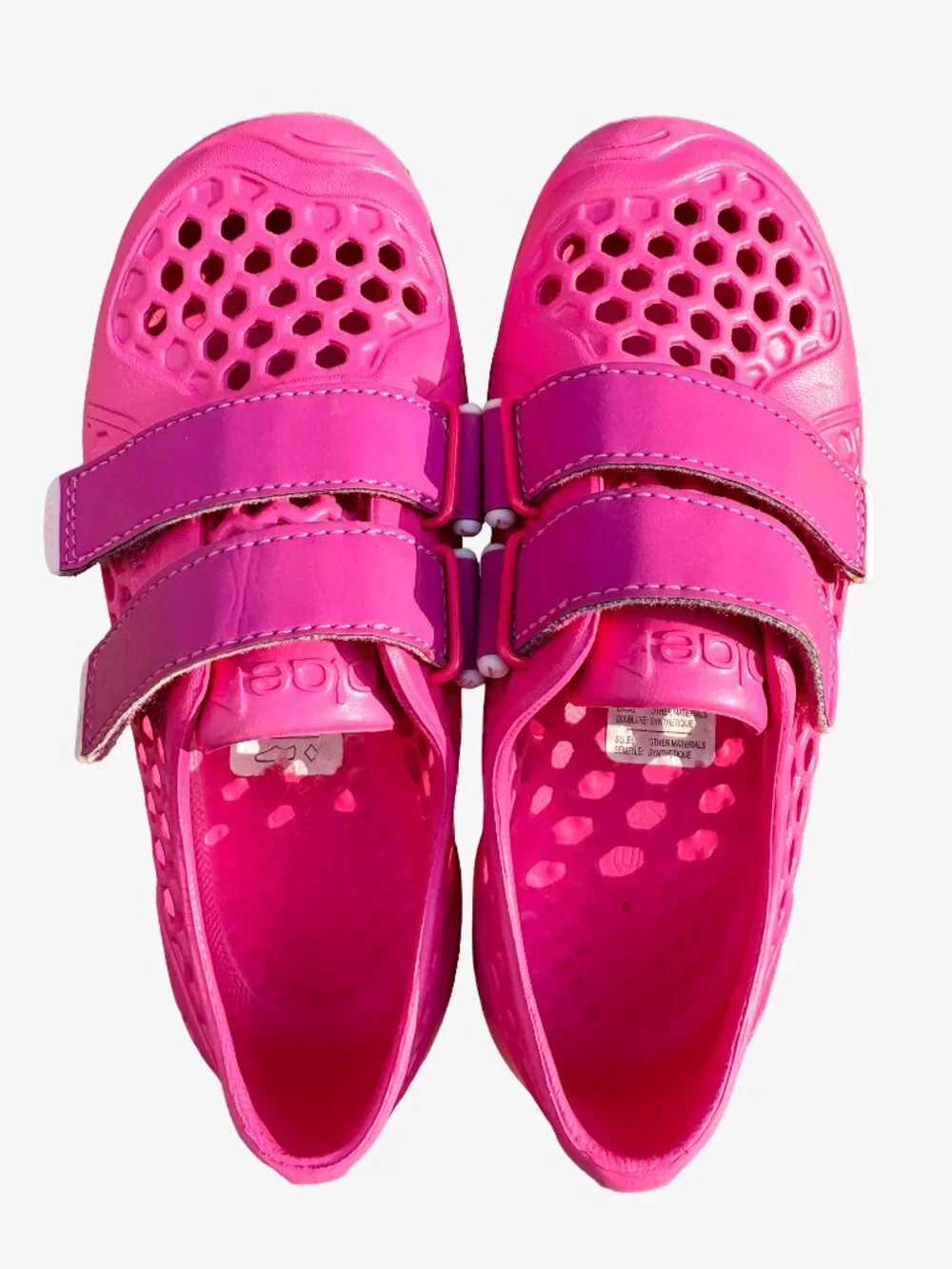 Plae Mimo Water Shoes in Fuchsia